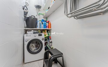 Property slide 21