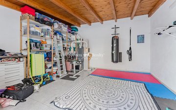 Property slide 20