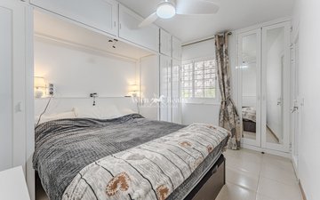 Eigenschaftsfolie 11