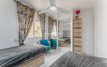 Eigenschaftsfolie 16