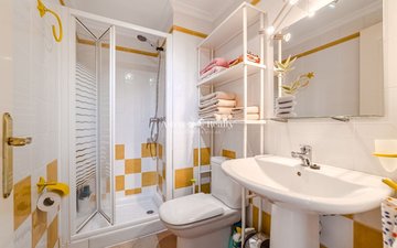 Property slide 17