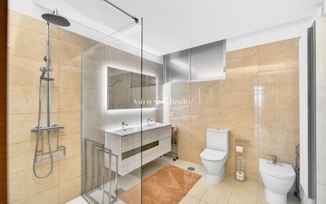 Property slide 19