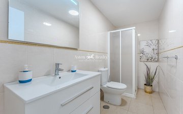 Property slide 15
