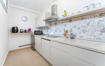 Property slide 5