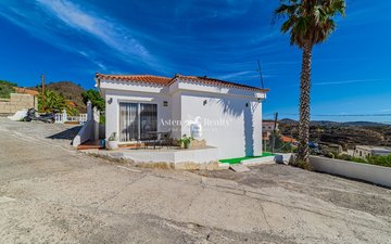 Property slide 25