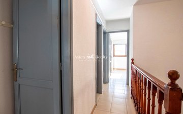 Property slide 27