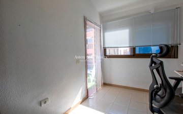 Property slide 25