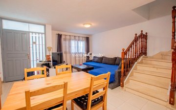 Property slide 10