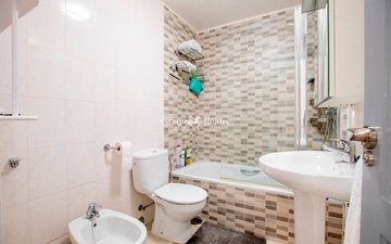 Property slide 28