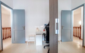 Property slide 23