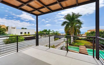 Property slide 19