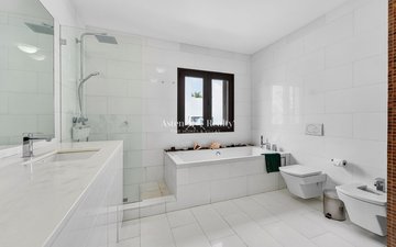 Property slide 21