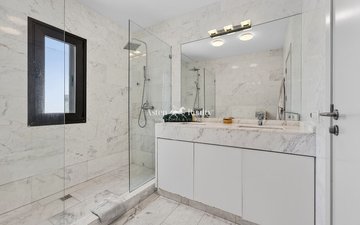 Property slide 23