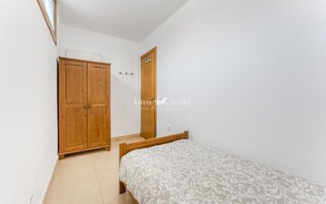 Property slide 8