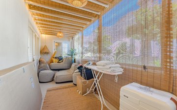 Property slide 18
