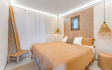 Property slide 21