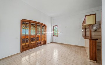 Property slide 5