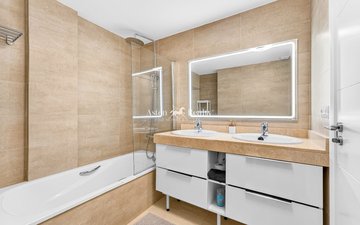 Property slide 15