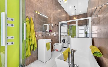 Property slide 16