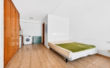 Property slide 8
