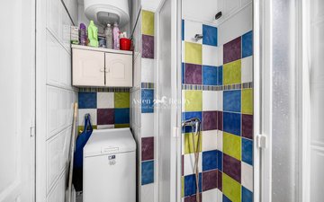 Property slide 16