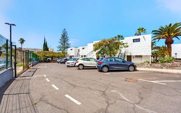 Property slide 16