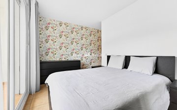 Property slide 16