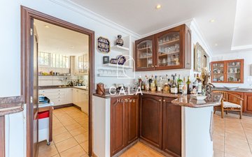 Property slide 34