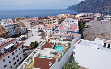 Property slide 17