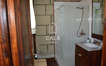 Property slide 22