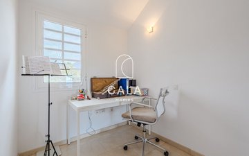 Eigenschaftsfolie 18