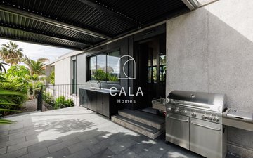 Property slide 20