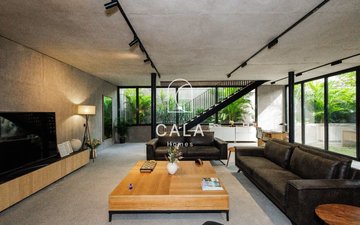 Property slide 31