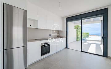 Property slide 16