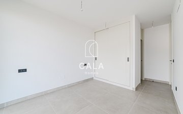 Property slide 21