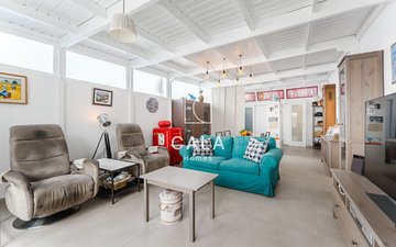 Property slide 30