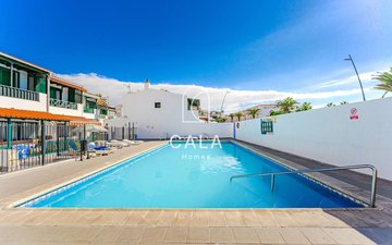 Property slide 40