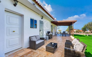 Property slide 40