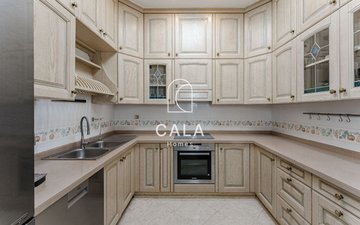 Property slide 18