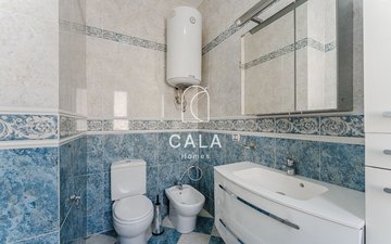 Property slide 24