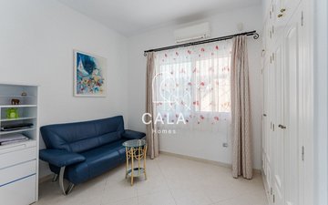 Property slide 28