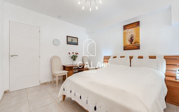 Property slide 47