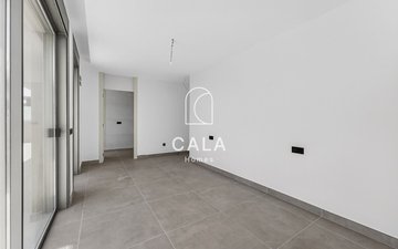 Property slide 18