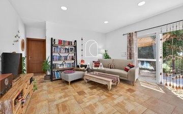 Property slide 9