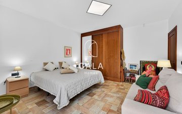 Property slide 15