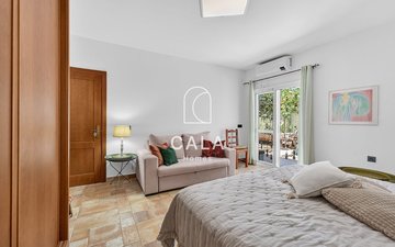 Property slide 16