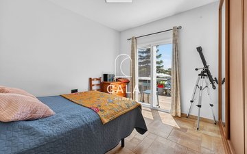 Property slide 22