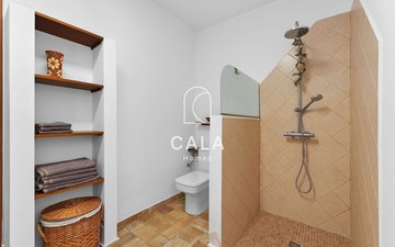 Property slide 24