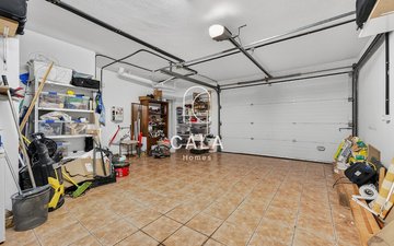 Property slide 40