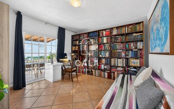 Property slide 14
